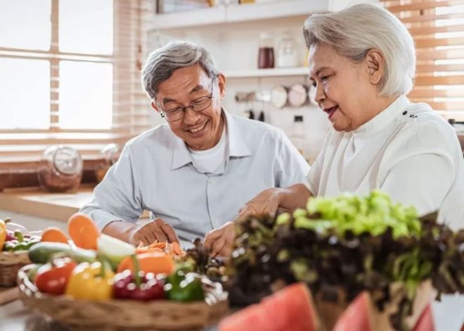 4 Pilihan Makanan Sehat Kaya Nutrisi Untuk Lansia